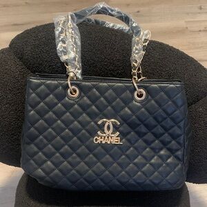 CHANEL Navy Quilted Leather Shoulder Bag with Gold Hardware